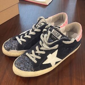 GGDB Black and Pink Glitter Sneakers